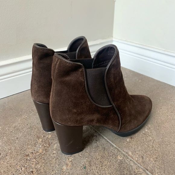 Suede ankle boots with rubber soles - Picture 2 of 3